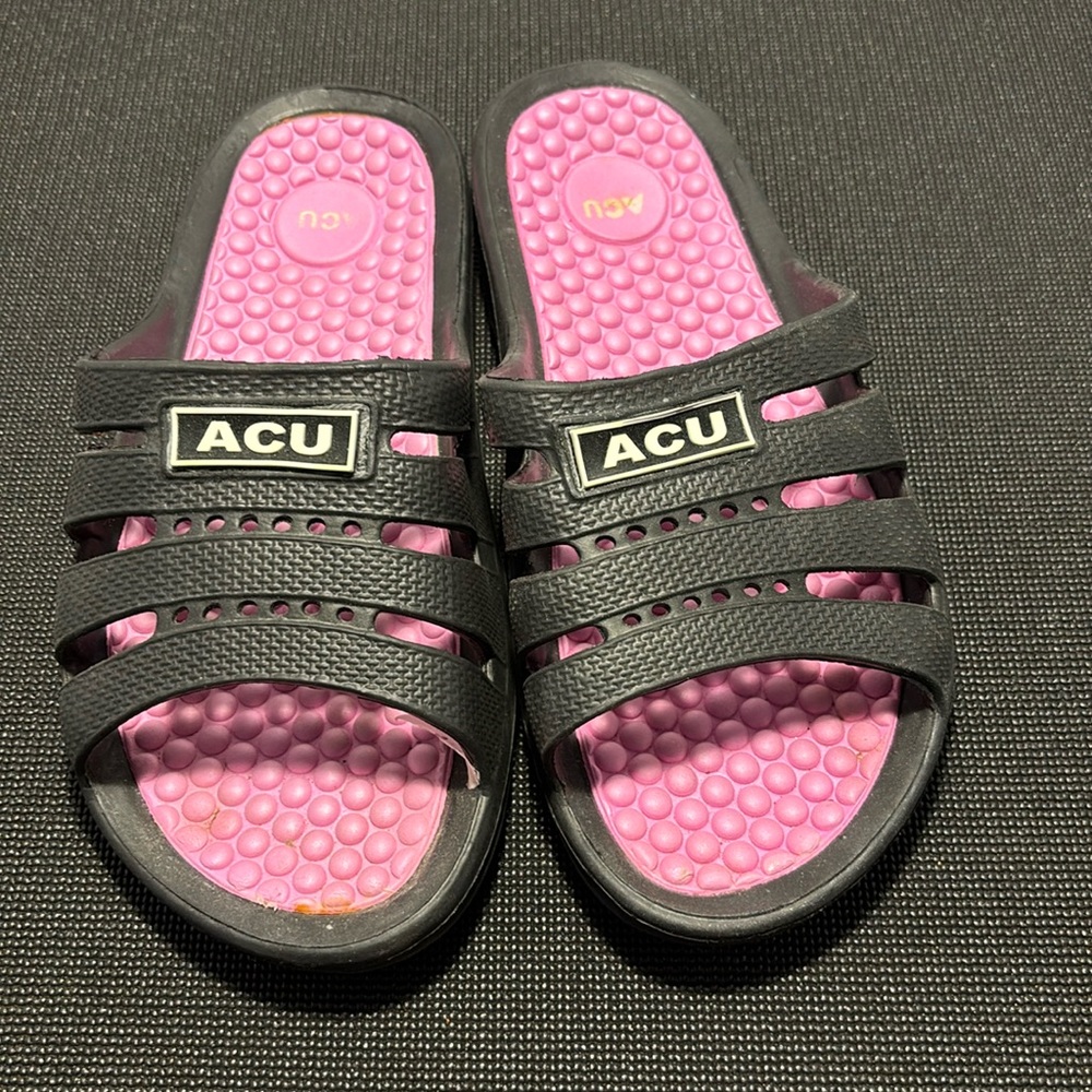 ACU Slides Women's Size 37 Black/Pink Massaging Comfort Waterproof Sandals